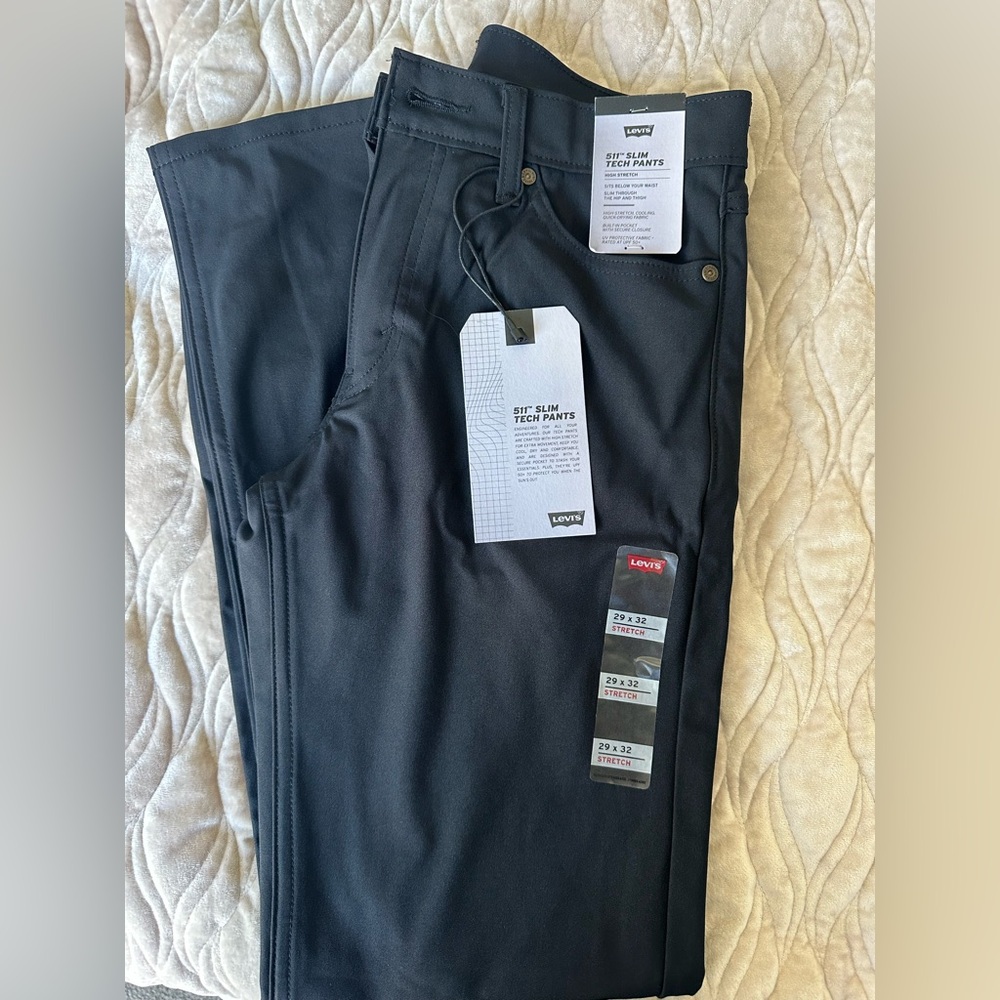Levis 511 Slim Tech Pants - Black
29x32